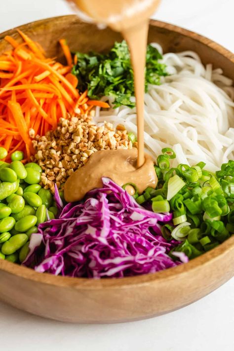 Thai Peanut Noodle Salad Peanut Sauce Noodle Bowl, Thai Cucumber Peanut Salad, Healthy Cold Noodle Salad, Thai Peanut Noodle Bowl, Peanut Rice Noodle Salad, Easy Thai Peanut Noodles, Thai Summer Salad, No Cook Noodle Salad, Asian Peanut Noodle Salad