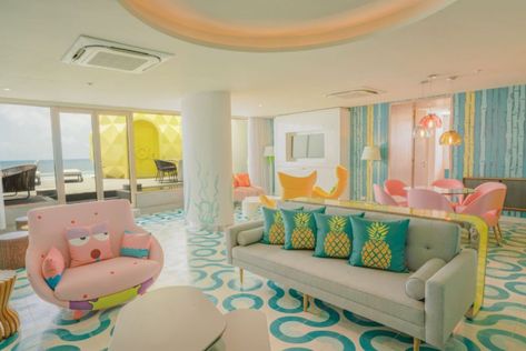 THE much anticipated Nickelodeon hotel has finally opened – and guests can stay in themed suites from their favourite TV shows. There is even a SpongeBob SquarePants themed penthouse room with a huge outdoor pineapple on the balcony. The Nickelodeon Hotel, which opened in Riviera Maya in Mexico this week, has enough to do that […] Nickelodeon Resort, Penthouse Room, Nickelodeon Hotel, Punta Cana Resort, Blue's Clues And You, Pineapple Under The Sea, Mexico Resorts, Family Resorts, Kids Club