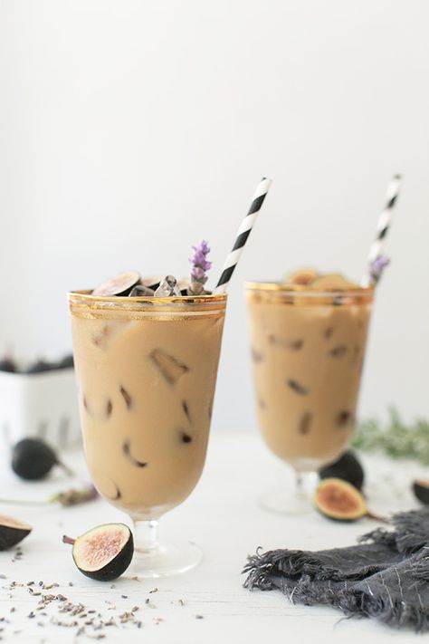 Fig Coffee, Brew Coffee Recipe, Coldbrew Coffee, Cold Brew Coffee Recipe, Lavender Syrup, Easy Cold, Pisco Sour, Vodka Drinks, Coffee Drink Recipes