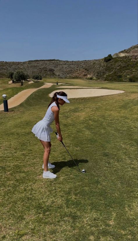 Golfing Instagram Pictures, Katerina Berezhna, Cute Golf Outfit, Golf Pictures, Golf Inspiration, Pink Lifestyle, Golf Exercises, Fits Aesthetic, Vacation Mood