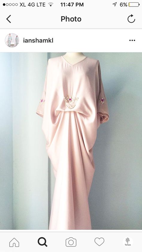 Kaftan Kaftan Dress Modern Hijab, Gamis Simple Elegant, Coquette Hijab, Kaftan Dress Modern, Model Kaftan, Kaftan Hijab, Gamis Simple, Kaftan Design, Dress Coquette