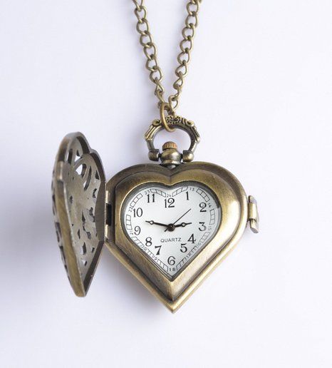 Good&god Women's Bronze Heart Steampunk Pocket Necklace Watch Pocket Necklace, Heart Clock, Vintage Tattoo Art, Clock Necklace, Queen Of Hearts Costume, Pocket Watch Necklace, Diy Crafts For Girls, Vintage Tattoo, Watch Gifts