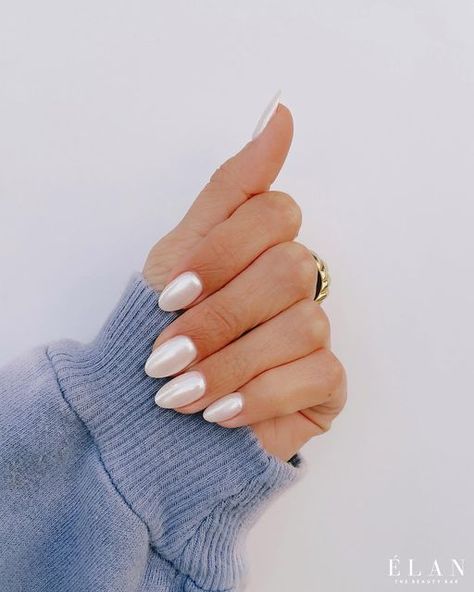 Opi Kyoto Pearl, Hen Do Nails, Glazed Nails, White Chrome Nails, Wedding Day Nails, Nailinspo Nailart, Engagement Hairstyles, Fancy Nails Designs, Pearl Nails