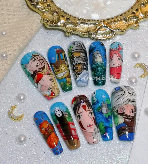 Uñas postizas press on nails studio ghibli Acrylic Nails Anime, Animated Nails, Ghibli Nail Art, Studio Ghibli Nail Art, Anime Inspired Nails, Studio Ghibli Nails, Ghibli Nails, Idol Nails, Anime Nail