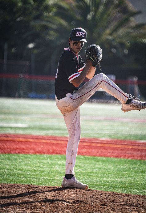 Baseball Action Shots, Softball Aesthetic, Baseball Poses, Baseball Pics, Baseball Boy, Aesthetic Sports, Project 2025, Baseball Photography, High School Baseball