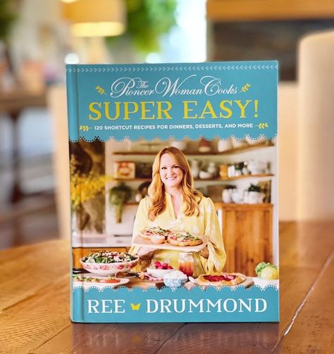 Pioneer Woman Cookbook, Pioneer Women Cooks, Book Cafe, Ree Drummond, Back To Reality, The Pioneer Woman, New Cookbooks, Book Signing, Pioneer Woman