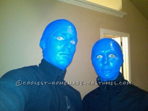 Coolest+Homemade+Blue+Man+Group+Halloween+Costume Blue Man Group Costume, Halloween Costume Props, Halloween Group, Blue Man Group, Vegas Party, Celebrity Halloween Costumes, Homemade Costumes, Pink Poodle, Halloween Costume Contest