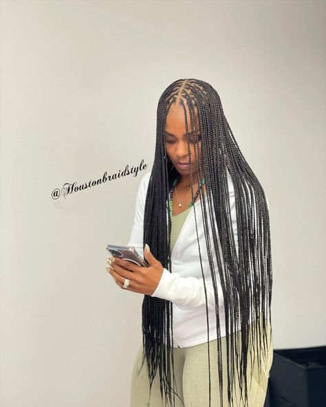 Knotless Braid, Box Braid Hair, Hair Business, Braided Cornrow Hairstyles, Box Braid, Braid Hair, Knotless Braids, Business Hairstyles, Cornrow Hairstyles