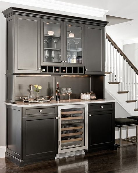 Pantry Cabinet Free Standing, Kitchen Bar Design, Coin Bar, Home Bar Areas, Home Bar Rooms, Bar Sala, Modern Ideas, Home Bar Designs, Kitchen Pantry Cabinets