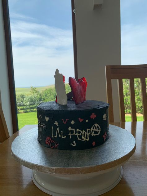 Lil Peep Birthday Cake, Emo Bday Cake, Lil Peep Tapestry, Lil Peep Love Tat, Peeps Cake, Betty Boop Birthday, Birthday Cake Meme Funny, Pink Birthday Cakes, Cute Birthday Ideas