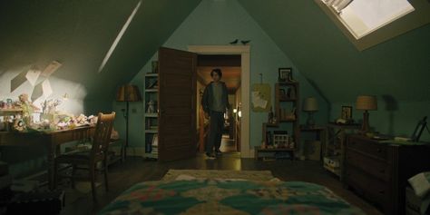 Hereditary (2018) dir. Ari Aster Hereditary 2018, King Book, 2018 Movies, I Love Cinema, Movie Shots, Film Grab, Great Films, Love Movie, Film Stills