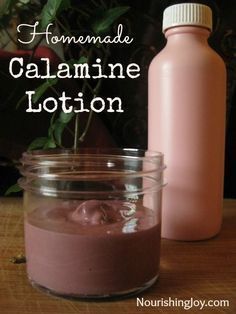 Homemade Calamine Lotion, Calamine Lotion, Healing Salves, Homemade Lotion, Natural Healing Remedies, Diy Remedies, Homemade Remedies, Natural Diy, Natural Health Remedies