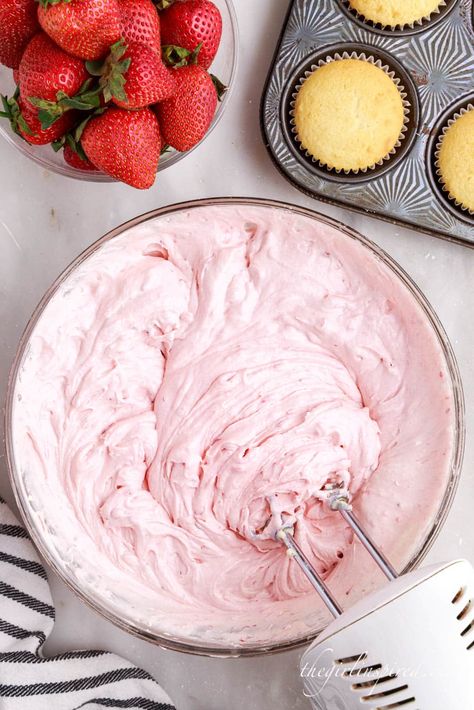 Real Strawberry Frosting, Vanilla Cake With Strawberry Filling And Cream Cheese Frosting, Strawberry Cream Cheese Frosting Cake, Strawberry Cream Cheese Whipped Cream, Fresh Strawberry Cream Cheese Frosting, Strawberry Cheesecake Frosting, Pink Cream Cheese Frosting, Strawberry Jam Cream Cheese Frosting, Strawberry Cake With Cream Cheese Frosting