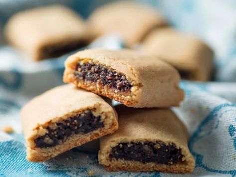 Fig Newton Recipe, Homemade Fig Newtons, Fig Paste, Monster Food, Fig Newtons, Fig Bars, Low Sodium Recipes, Dried Figs, Crinkle Cookies