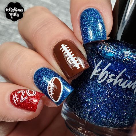 (paid link) OPI Nail Lacquer Nail Polish in Suzi Talks With Her Hands   Essie Nail Polish Glossy Shine Finish in Cause & Reflect. Football Nails Design Mom, Rams Nails, Cheerleading Nails, Game Day Nails, Buffalo Bills Nails, Super Bowl Nails, Nfl Nails, Football Nail Designs, Lion Nails