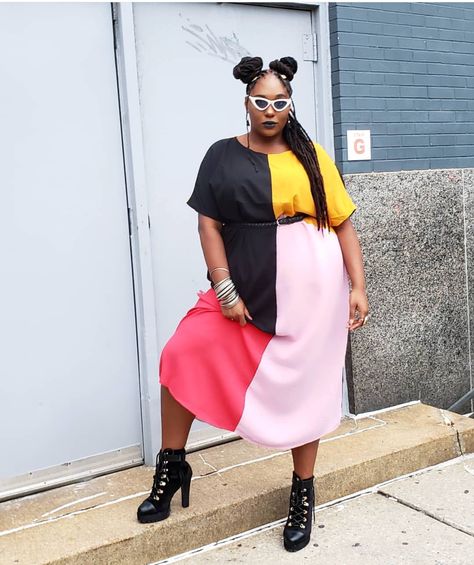 These Plus Size Bloggers Are Serving Up Serious Style At New York Fashion Week Plus Size Blogger, Plus Size Looks, Space Buns, My Space, Plus Size Models, Curvy Fashion, Munich, New York Fashion Week, New York Fashion