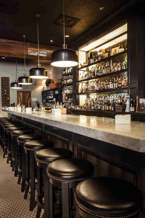 25-hardest-to-get-into-restaurants Back Bar Design, Pub Interior, Rich Aesthetic, Pub Design, Southern Kitchen, Bar Interior Design, Southern Kitchens, Pub Decor, Home Bar Designs