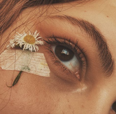 Eye Pictures, Instagram Creative Ideas, Face Aesthetic, Self Portrait Poses, Creative Portrait Photography, Instagram Ideas Post, Stylish Photo Pose, Eye Photography, Aesthetic Eyes