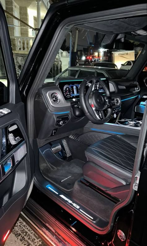 G Wagon Interior, Trading Room, C 63 Amg, Mercedes G63, 10k A Month, Mercedes G Wagon, G63 Amg, Luxury Car Interior, Dream Cars Jeep