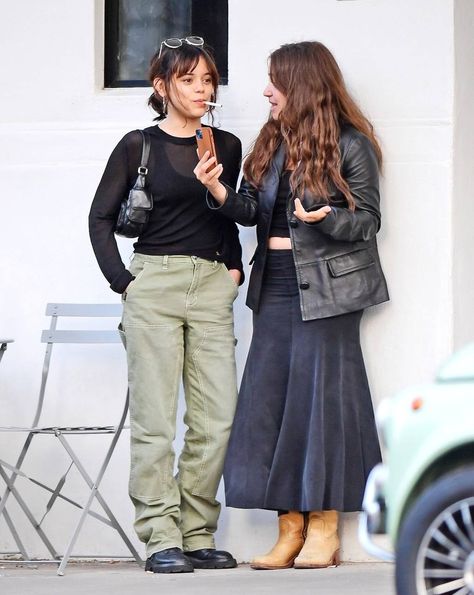 Gideon Adlon, Wifey Material, Jenna Ortega, Celebrity Outfits, Fashion Design Clothes, Casual Fits, Outfit Inspirationen, Fashion Inspo Outfits, Celebrity Style