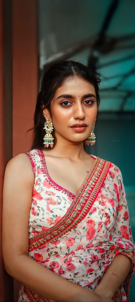 Priya Warrier, Priya Prakash, Actress Pics, Desi Beauty, Desi, Actresses, Beauty, Quick Saves