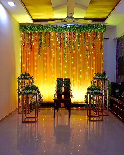 Mehendi Function Decor At Home Simple, Haldi Function Decoration, Wedding Bg, Sangeet Stage, Haldi Decorations, Mehandi Decor, Bride Mehendi, Mehendi Decoration, Ganesh Decoration