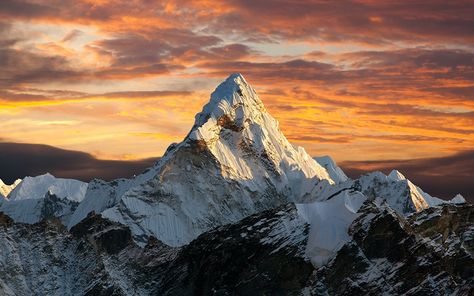 Remote Lands’ Everest by Helicopter | InsideHook Mountain Iphone Wallpaper, 2880x1800 Wallpaper, Top Of Mount Everest, 1366x768 Wallpaper, Monte Everest, Huayna Picchu, Mountain Wallpaper, Snow Mountain, Facebook Covers