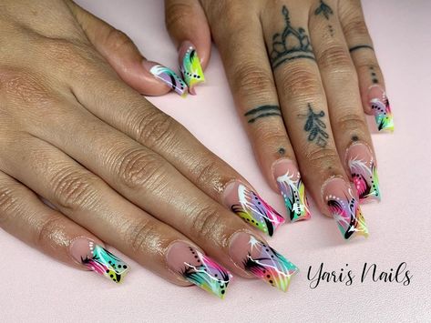 Yari’s Nails LLC 🧿 on Instagram: “Recreated @elize_nails old school nail design 🤩” Old Style Nail Designs, Old School Airbrush Nails, Old School Nails Designs, 90s Design Nails, Throwback Nail Designs, Old School Nail Designs 90s, Nail Designs 90s, Old School Nail Designs, 90 Nails The 90s Art Designs