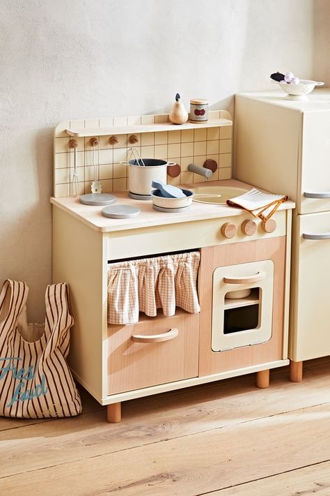 View All Home Kids Home | ZARA United Kingdom - Page 5 Toy Kitchen Food, Zara Home Kids, Wooden Toys Design, Cooking Toys, Childrens Kitchens, Real Kitchen, Mud Kitchen, Mini Kitchen, Toy Kitchen