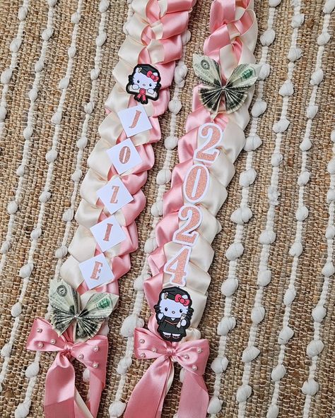 Hello Kitty Graduation Lei 🎓 #graduationleis #hellokitty #explorepage #classof2024 #congratsgrads🎓 #parati #inspo #gifideas Hello Kitty Graduation, Gif Ideas, Graduation Leis, Grad Ideas, Graduation Ideas, Senior Year, Lei, High School, Hello Kitty