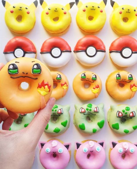 Cute food Donut Photography, Pokemon Cupcakes, Fancy Donuts, Pokemon Birthday Cake, Baking Skills, Fried Donuts, Glazed Donuts, Mini Torte, Pokemon Cake