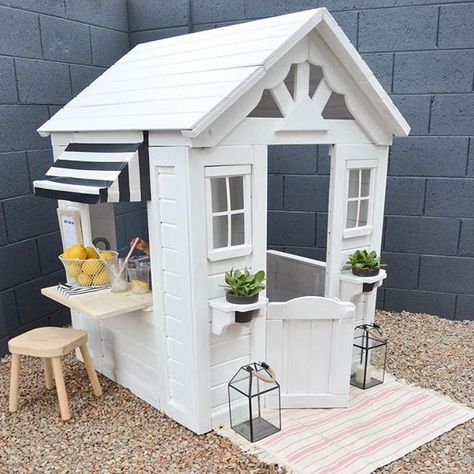 Now, THIS is how you upcycle a playhouse! If you're looking to take your store-bought playhouse up a few notches, @mommasociety has some pretty adorable hacks + ideas. Playhouse Ideas, Diy Playhouse, Backyard Playhouse, Build A Playhouse, Playhouse Outdoor, Cubby Houses, Backyard Playground, Backyard Play, Kids Playhouse