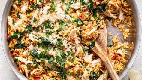 Orzo With Chicken, One Pot Orzo, Sundried Tomato Chicken, Tuscan Pasta, Creamy Orzo, Chicken Orzo, Freeze Greens, Small Pasta, Comfort Dishes