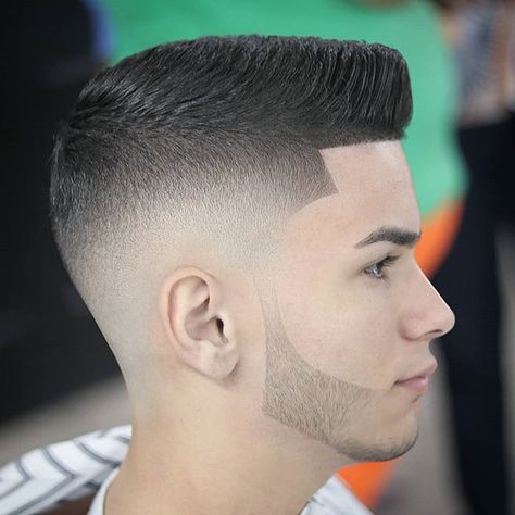 Shaving Styles Men, Hairstyles Retro, Razor Fade, High Fade Haircut, Flat Top Haircut, Mens Haircuts Short Hair, 2018 Hair, Gents Hair Style, Mens Hairstyles Thick Hair