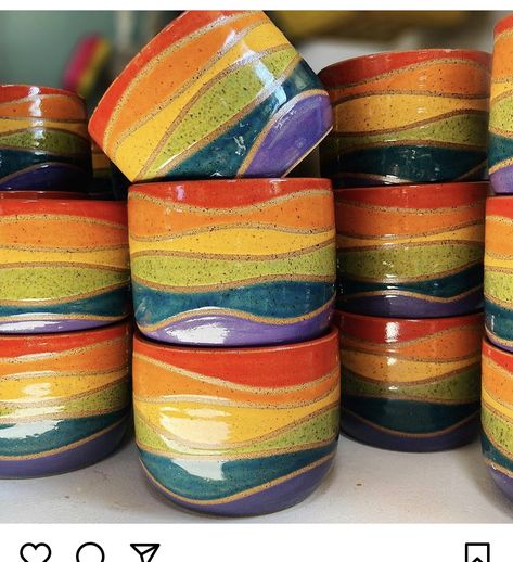 Rainbow Glaze Pottery, Glazing Inspiration, Ceramica Ideas, Train Dragon, Rainbow Mug, Handmade Ceramics Pottery, Pottery Handbuilding, Painted Plates, Ceramics Ideas Pottery