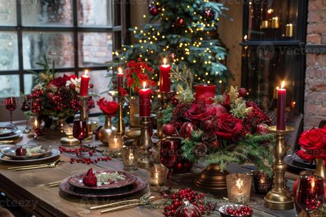 Festive christmas dinner table setting with decorations Elegant Christmas Dinner Table Decor, Ny Aesthetic, Elegant Christmas Dinner, Dinner Setup, Christmas Dinner Table Settings, Christmas Outdoors, Christmas Dinner Table, Hosting Christmas, Holiday Table Settings