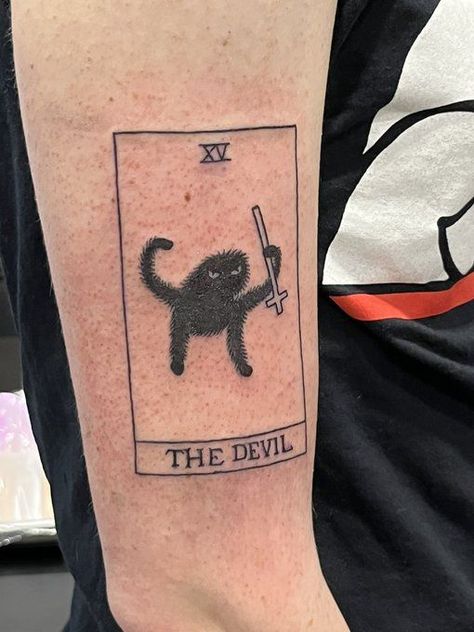 Cute Grunge Tattoo Ideas, Goofy Cat Tattoo, Funny Cat Tattoos, Sick Tattoo Ideas, Silly Little Tattoos, Silly Tattoo Ideas, Goofy Tattoos, Funky Tattoos, Grunge Tattoo