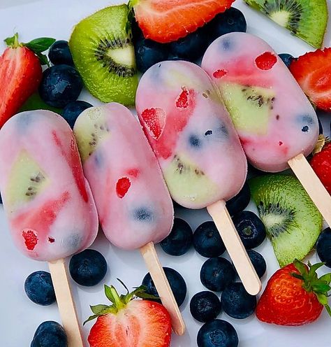 Ice Lollies, Homemade Ice Lolly Recipes, Home Made Ice Lollies, Milk Ice Lollies, Yoghurt Ice Lollies, Italian Ice Recipe, Fruit Lollies, Ice Lolly Recipes, Cranberry Walnut Salad