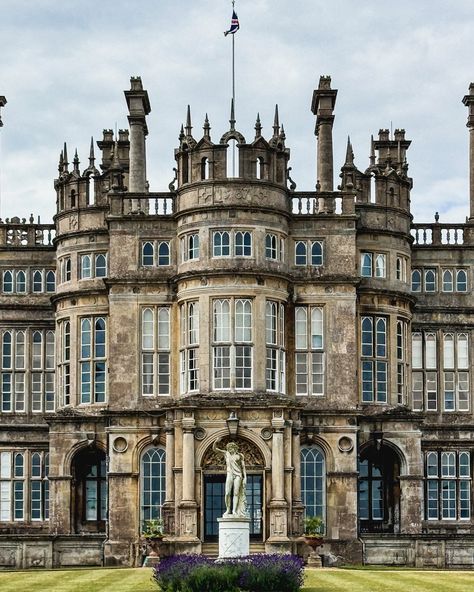 Elizabethan Architecture, Elizabethan House, Capability Brown, Lincolnshire England, British House, Elizabethan Era, English Architecture, Visiting England, Elizabeth I