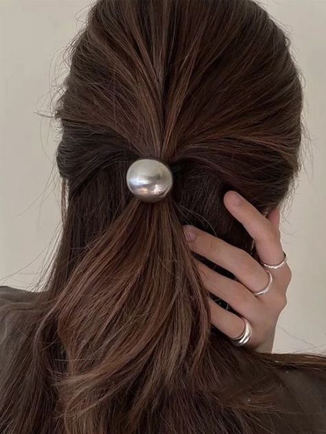 Dressy Ponytail, Elegance Hair, Chic Ponytail, Tie Dye Nails, Ponytail Bun, Ball Hairstyles, Hair Rings, High Ponytails, Hair Hoops