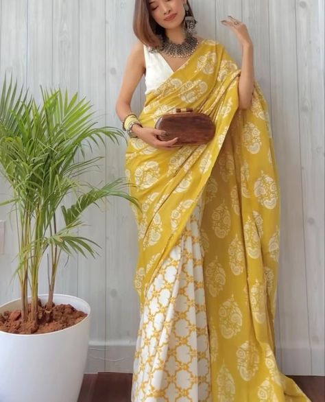 Cotton Saree Asthetic, School Saree Look, Boho Saree Look, Jaipur Sarees, Yellow Cotton Saree, Isha Borah, Batik Saree, Trending Saree, Tussar Saree