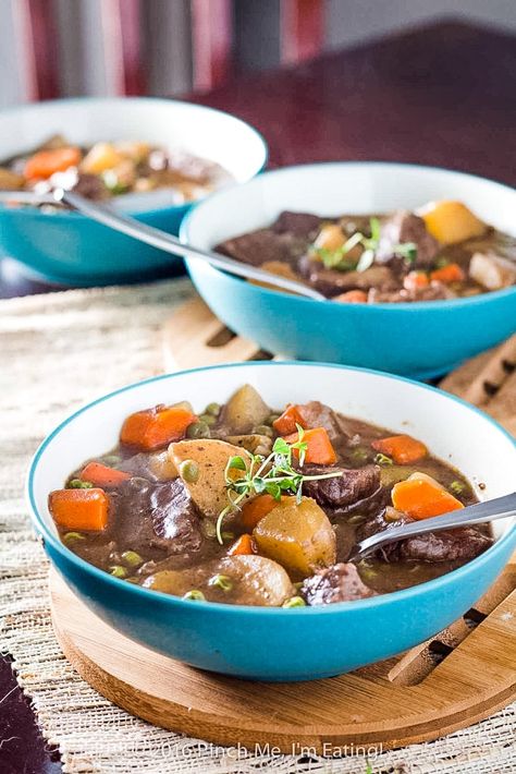 Stew Recipes Stove Top, Beef Stew Stove, Beef Stew With Red Wine, Stew With Red Wine, Dutch Oven Beef Stew, Beef Stew Stove Top, Red Wine Recipe, Julia Childs, Easy Beef Stew