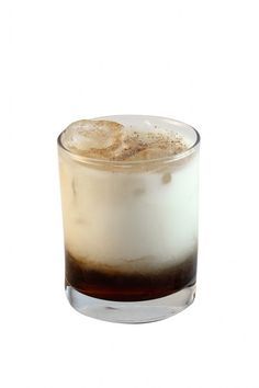 Toffee Vodka Cocktail Recipes - Russian Thunder Toffee Vodka Cocktails, Booze Recipes, Homemade Booze, Recipes Russian, Toffee Vodka, Ice Cream Cocktails, Adult Beverages Recipes, Spirit Drink, Vodka Cocktails Recipes