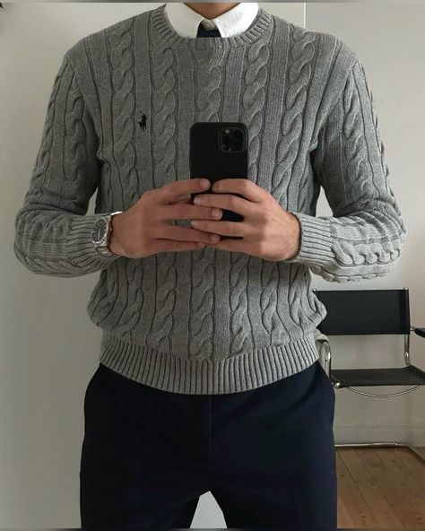 Winter Outfit Men Old Money, Masculine Mens Fashion, Ralph Lauren Knit Sweater Outfit, Mens Winter Fashion Formal, Old Money Outfit Winter, Old Money Outfits Winter, Old Money Outfits Men Winter, Winter Dressing For Men, Polo Sweater Outfit