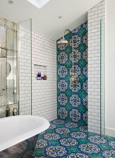 pinterest // @caitlinhellmers Drømme Bad, Shower Mosaic, Bilik Air, Beautiful Bathroom Designs, Victorian Terrace House, Bilik Mandi, Bathroom Design Trends, Decor Baie, Bad Inspiration