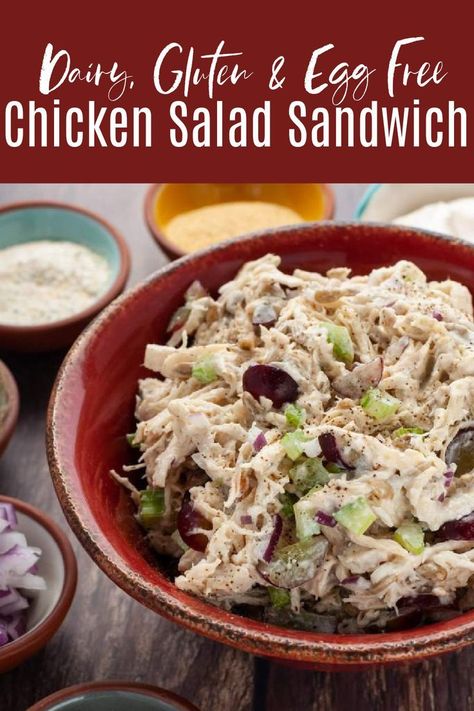 Who says you can’t enjoy a chicken salad sandwich if you’re gluten, dairy and egg free? Find a way to make this classic sandwich while avoiding all those foods. Substitutions listed below, PLUS, a truly delicious recipe even if you don’t have to avoid any foods. Full of sunflower seeds, red onion, celery, and grapes for great texture, crunch and loads of flavor. Recipe at: AllergyAwesomeness.com Dairy Free Chicken Salad, Dairy Free Salads, Chicken Salad Sandwich Recipe, Chicken Salad With Grapes, Clean Eating Salads, Gluten Dairy Free, Classic Sandwich, Gluten Free Lunch, Gluten Free Egg Free