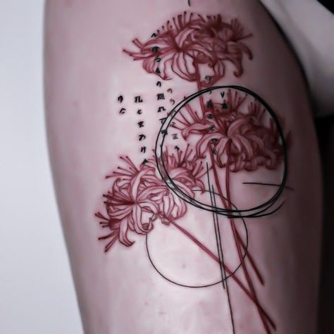 Blood Tattoo Ideas, Tokyo Ghoul Flower Tattoo, Higanbana Tattoo, Yandere Jjba, Japanese Tattoos Women, Unique Tattoo Designs Creative, Jjba X Reader, Ikigai Tattoo, Lilly Flower Tattoo