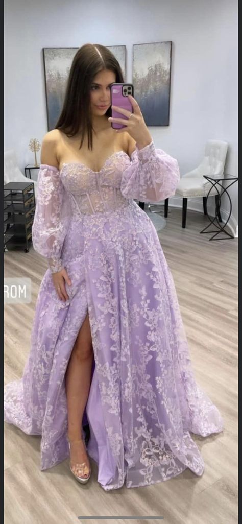 Purple Fairytale Prom Dress, Purple Sweet 16 Dresses Long Sleeve, Lilac Prom Dress With Sleeves, Purple Fluffy Prom Dress, Prom Dresses 2023 Ideas Purple, Sweet 16 Dresses Purple Simple, Puff Sleeve Dress Prom, Purple Fairy Dresses, Prom Dresses Purple Lavender Long