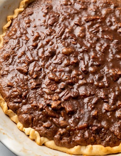 Easy German Chocolate Pie, German Chocolate Pie Recipe, German Chocolate Pecan Pie, German Chocolate Pie, Crumble Recipes, German Chocolate Pies, Chocolate Pie Recipe, Yummy Pies, Grandma Cooking