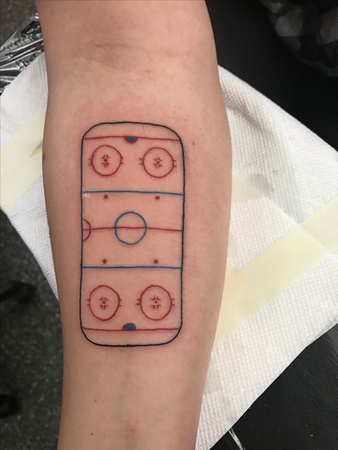 Hockey rink outline tattoo Ice Skating Tattoo, Skating Tattoo, Skater Tattoos, Hockey Tattoo, Skate Tattoo, Hockey Outfits, Hockey Girlfriend, Penguin Tattoo, Good Tattoo Quotes